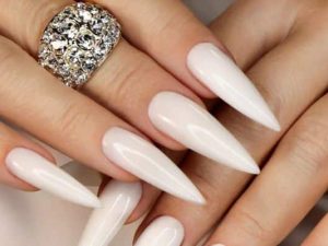 Long almond-shaped nude full cover tip nails