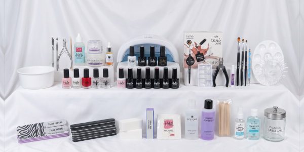 Gel Starter Kit: Halo gel polishes, LED lamp, Halo Easibuild kit, manicure tools, nail art brushes and files